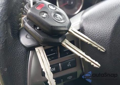 2015 Subaru Forester 2.5I Limited z USA, uszkodzony, nr VIN JF2SJARC8FH817978